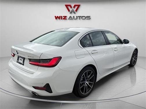 2019 BMW 330 i xDrive