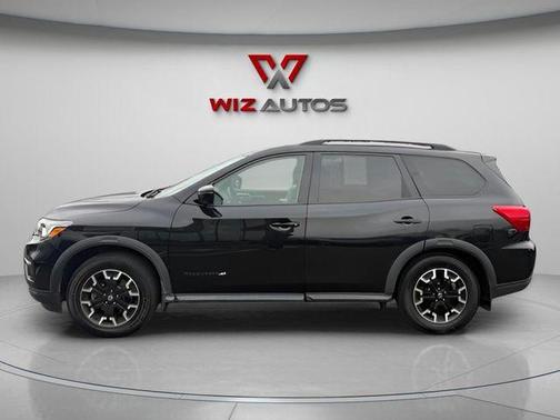 2020 Nissan Pathfinder SL