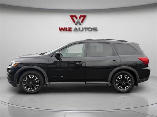 2020 Nissan Pathfinder SL