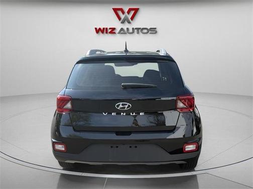 2024 Hyundai VENUE SEL