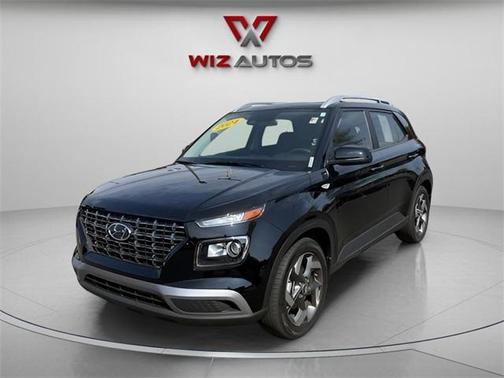 2024 Hyundai VENUE SEL