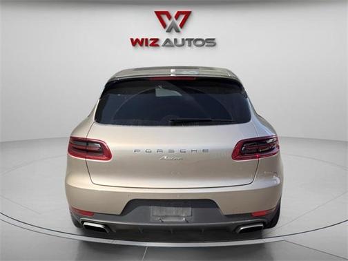 2017 Porsche Macan Base