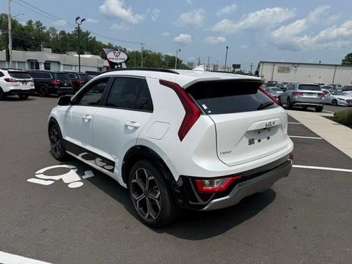 2023 Kia Niro EX Touring