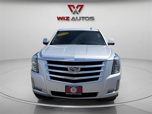 2019 Cadillac Escalade Luxury