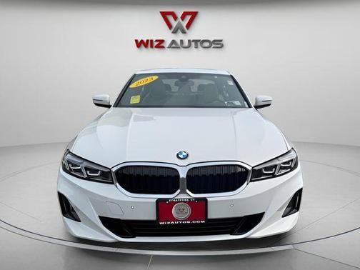 2023 BMW 330 i xDrive