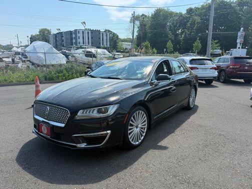 Black 2017 Lincoln MKZ Reserve