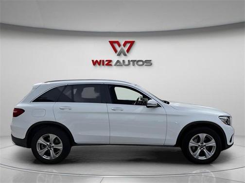 2018 Mercedes-Benz GLC 300 Base 4MATIC