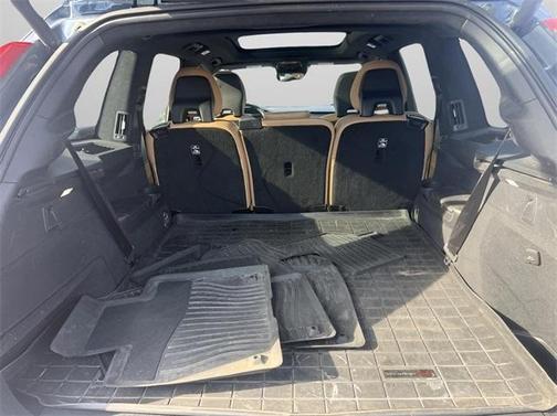 2019 Volvo XC90 T6 Inscription