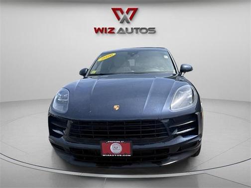 2020 Porsche Macan Base