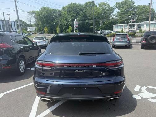 2020 Porsche Macan Base