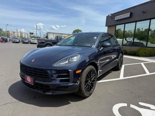2020 Porsche Macan Base
