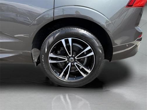 2019 Volvo XC60 T6 Momentum
