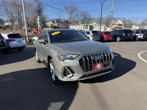 2021 Audi Q3 45 S line Premium