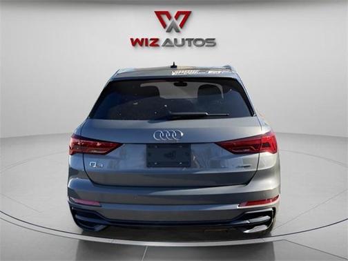 2021 Audi Q3 45 S line Premium