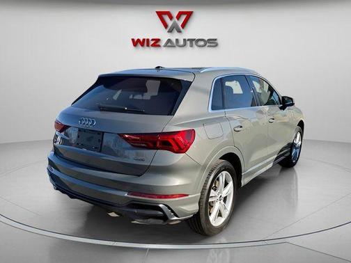 2021 Audi Q3 45 S line Premium