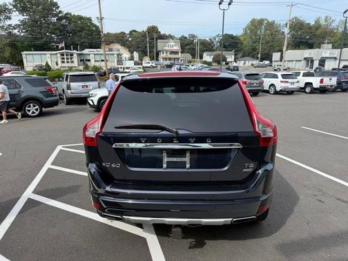 2017 Volvo XC60 T5 Inscription