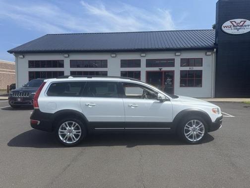 2016 Volvo XC70 T5 Platinum