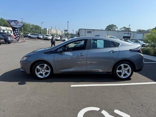 2018 Chevrolet Volt LT