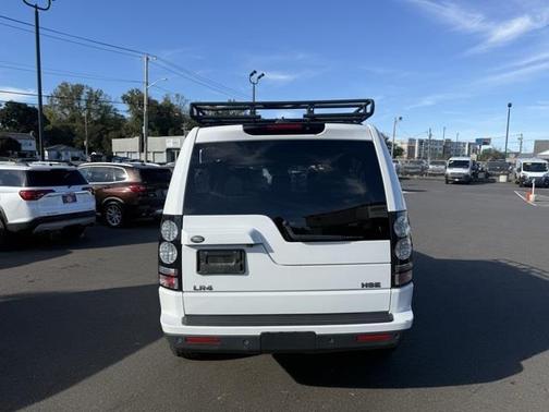 2016 Land Rover LR4 Base