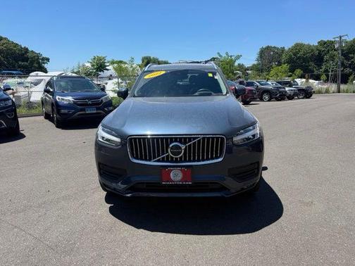 Blue 2022 Volvo XC90 T6 Momentum 7 Passenger