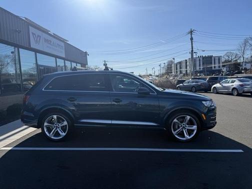 2019 Audi Q7 55 Prestige