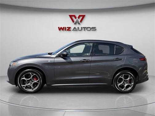 2022 Alfa Romeo Stelvio Ti