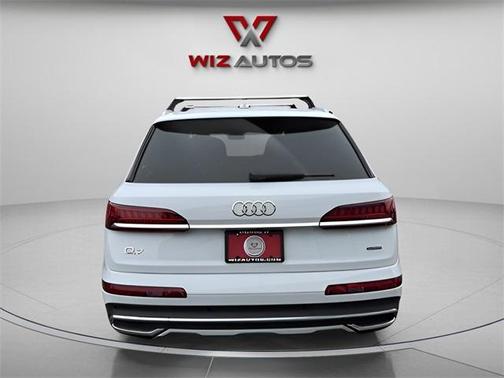 2021 Audi Q7 55 Premium Plus