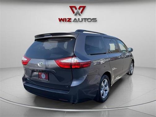 2015 Toyota Sienna LE