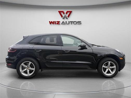 2018 Porsche Macan Base