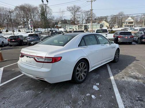 2017 Lincoln Continental Reserve