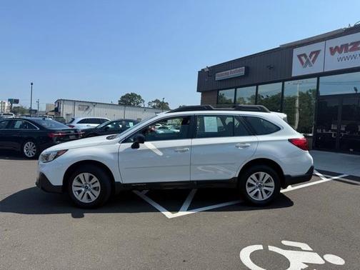 2019 Subaru Outback 2.5i