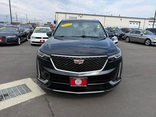 Black 2024 Cadillac XT6 Premium Luxury AWD