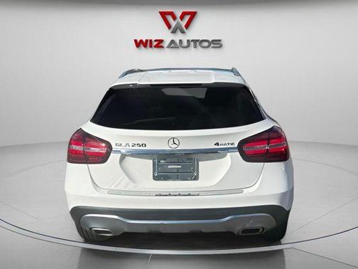 2020 Mercedes-Benz GLA 250 Base 4MATIC