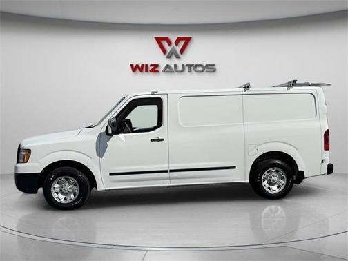 2021 Nissan NV Cargo NV2500 HD SV V6/SV V8