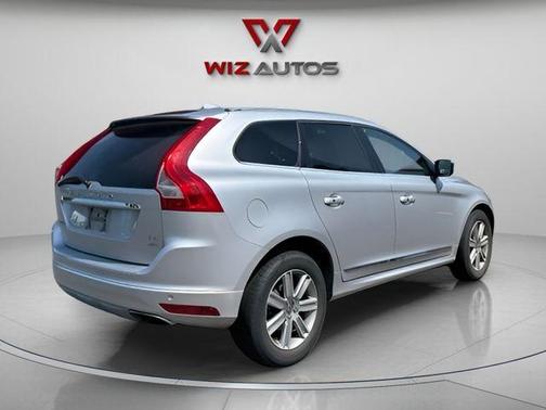 Silver 2016 Volvo XC60 T6 Drive-E