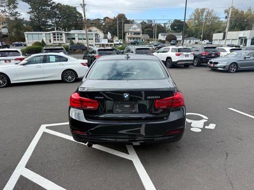 2018 BMW 320 i xDrive
