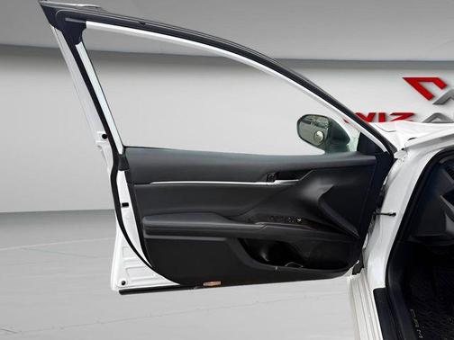 2021 Toyota Camry XLE