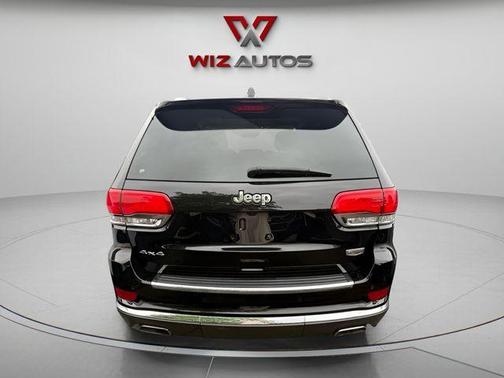 Black 2021 Jeep Grand Cherokee Summit