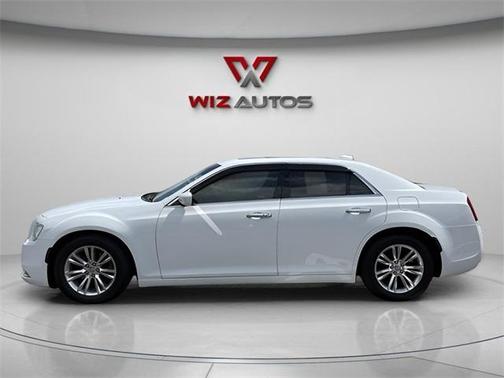 2016 Chrysler 300 Limited