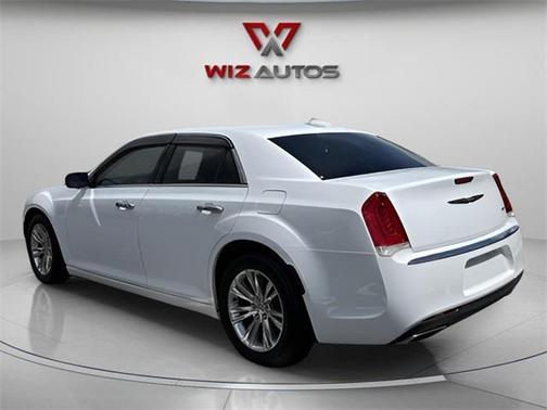 2016 Chrysler 300 Limited