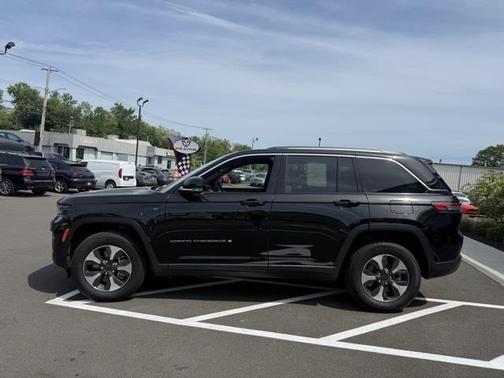 2023 Jeep Grand Cherokee 4xe Base