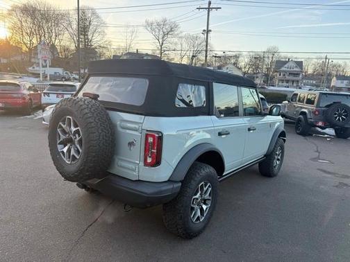 2021 Ford Bronco Badlands