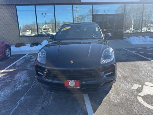 2020 Porsche Macan S