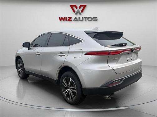 2024 Toyota Venza LE