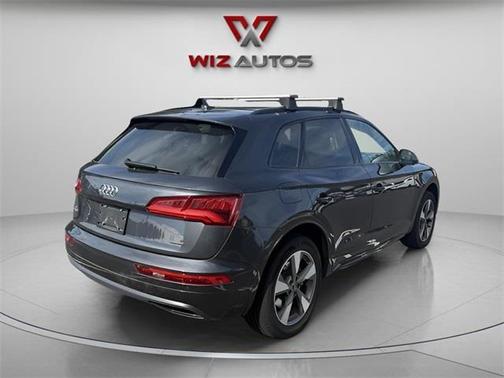 2020 Audi Q5 45 Titanium Premium