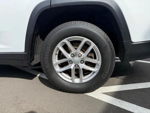 2021 Jeep Grand Cherokee L Laredo
