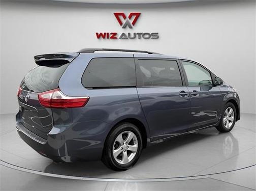 2015 Toyota Sienna LE