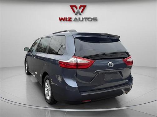 2015 Toyota Sienna LE