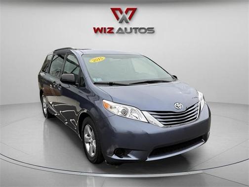 2015 Toyota Sienna LE