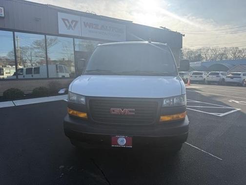 2022 GMC Savana 2500 Work Van